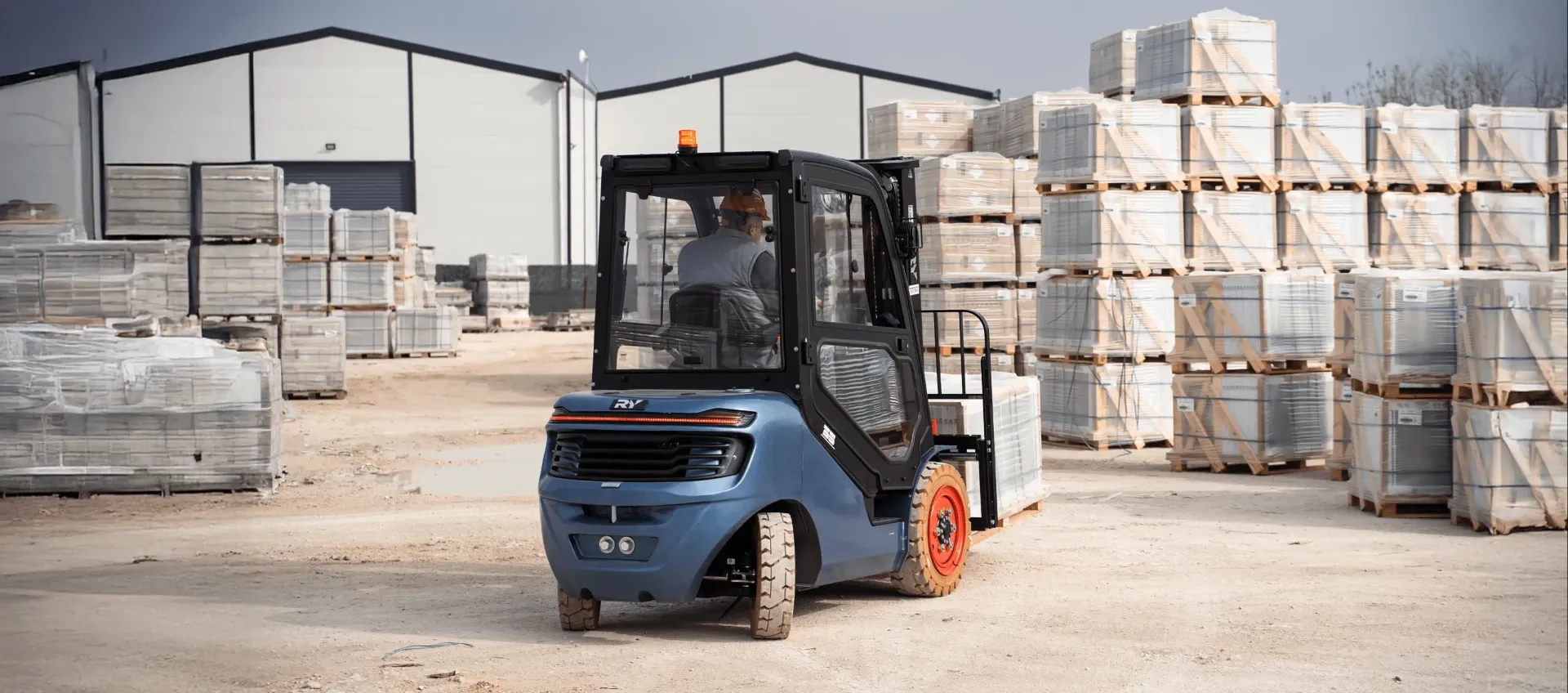 Zemine Göre Forklift Seçimi: Zemin Teşhisinden Lastik ve Rampa Kararına